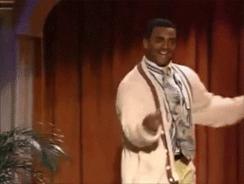 Carlton Banks, da série Um Maluco no Pedaço, fazendo sua famosa dança.