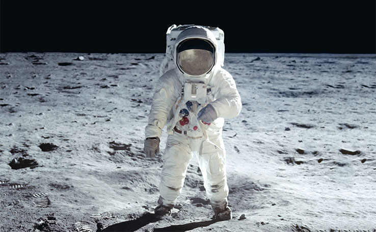 astronauta na Lua