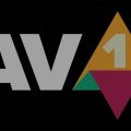 logo da AV1 sobre um fundo preto