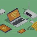 ilustração de um sinal de wi-fi enviando conexão com internet para vários dispositivos à sua frente