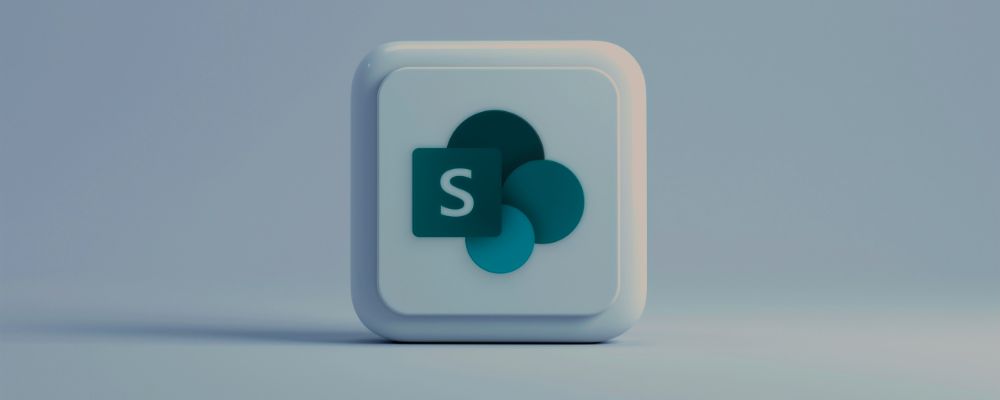 Logo do Microsoft SharePoint sobre um fundo claro.