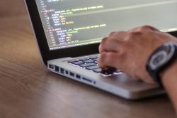 SaaS: tudo o que você precisa saber sobre Software as a Service