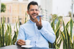 Tecnologia de voz: entenda as implicações dessa tendência!