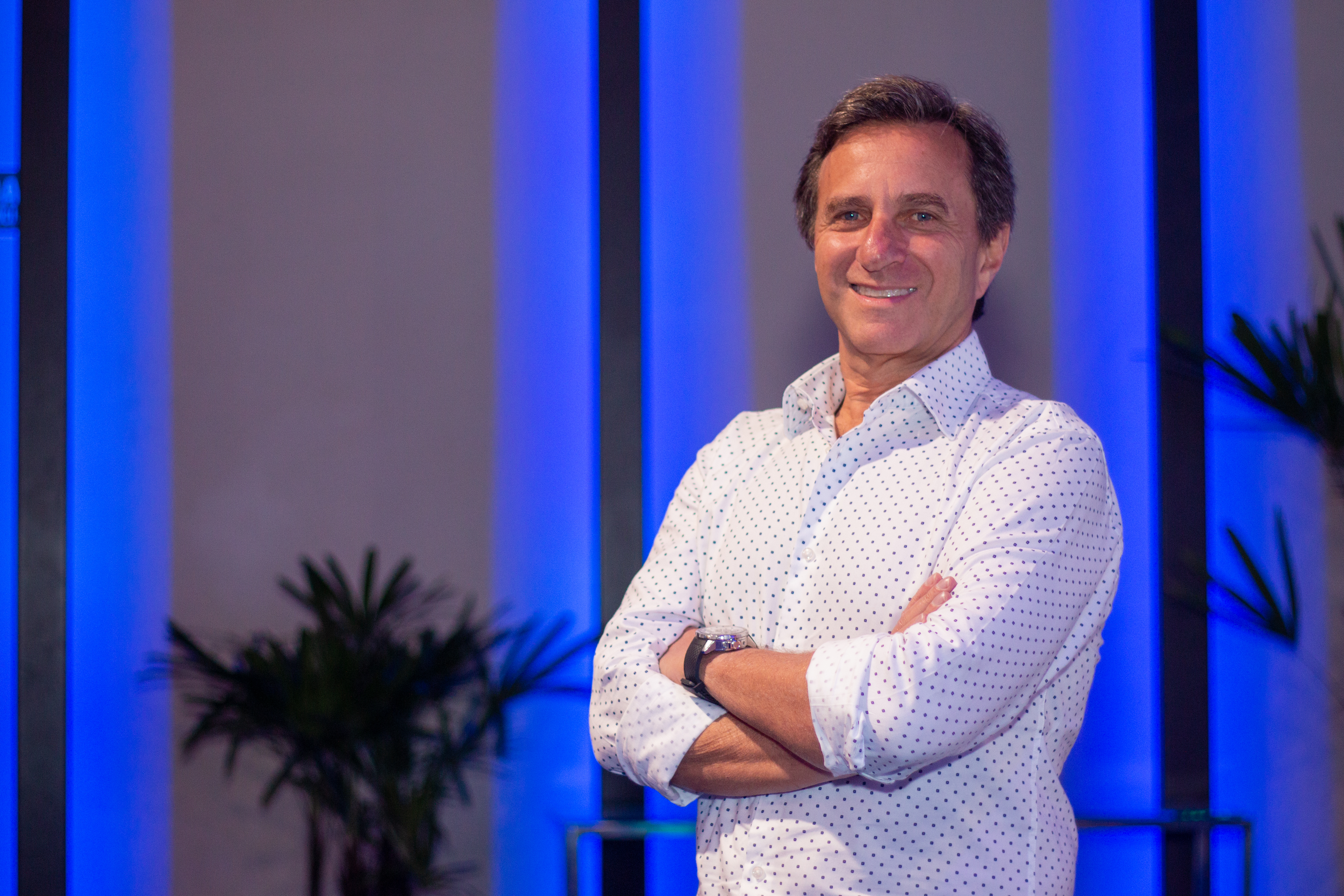Presidente da Positivo Tecnologia é finalista do Prêmio Executivo de TI do Ano 2023