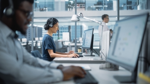 Os computadores para empresas podem ser um aliado na melhora da produtividade dos colaboradores.